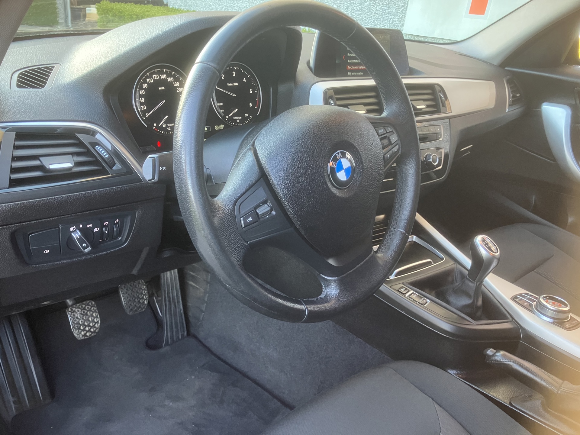 BMW_114d_13